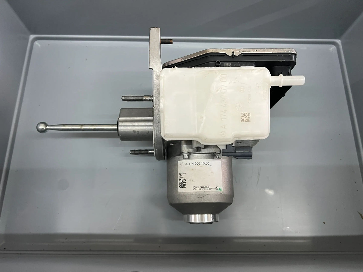 Original Mercedes Benz Elektromechanische Servolenkung A1749001000 NEU