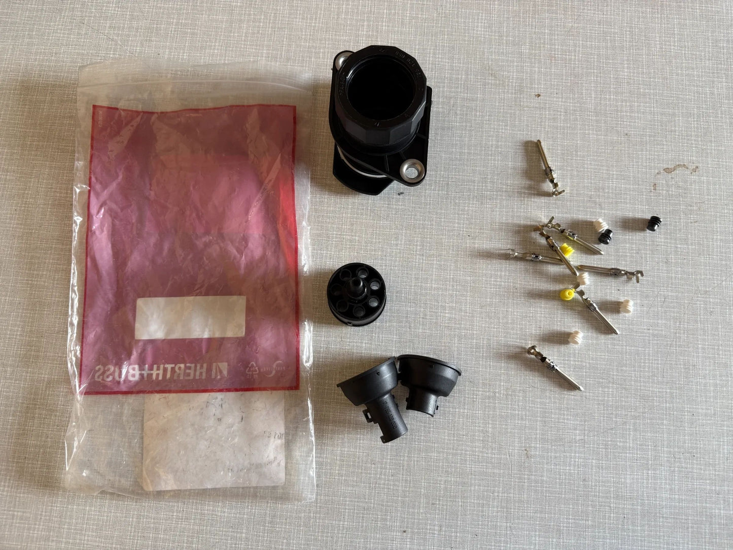 Original Herth+Buss Fahrzeugteile GmbH & Co. KG Anhängersteckdose 51305041 NEU