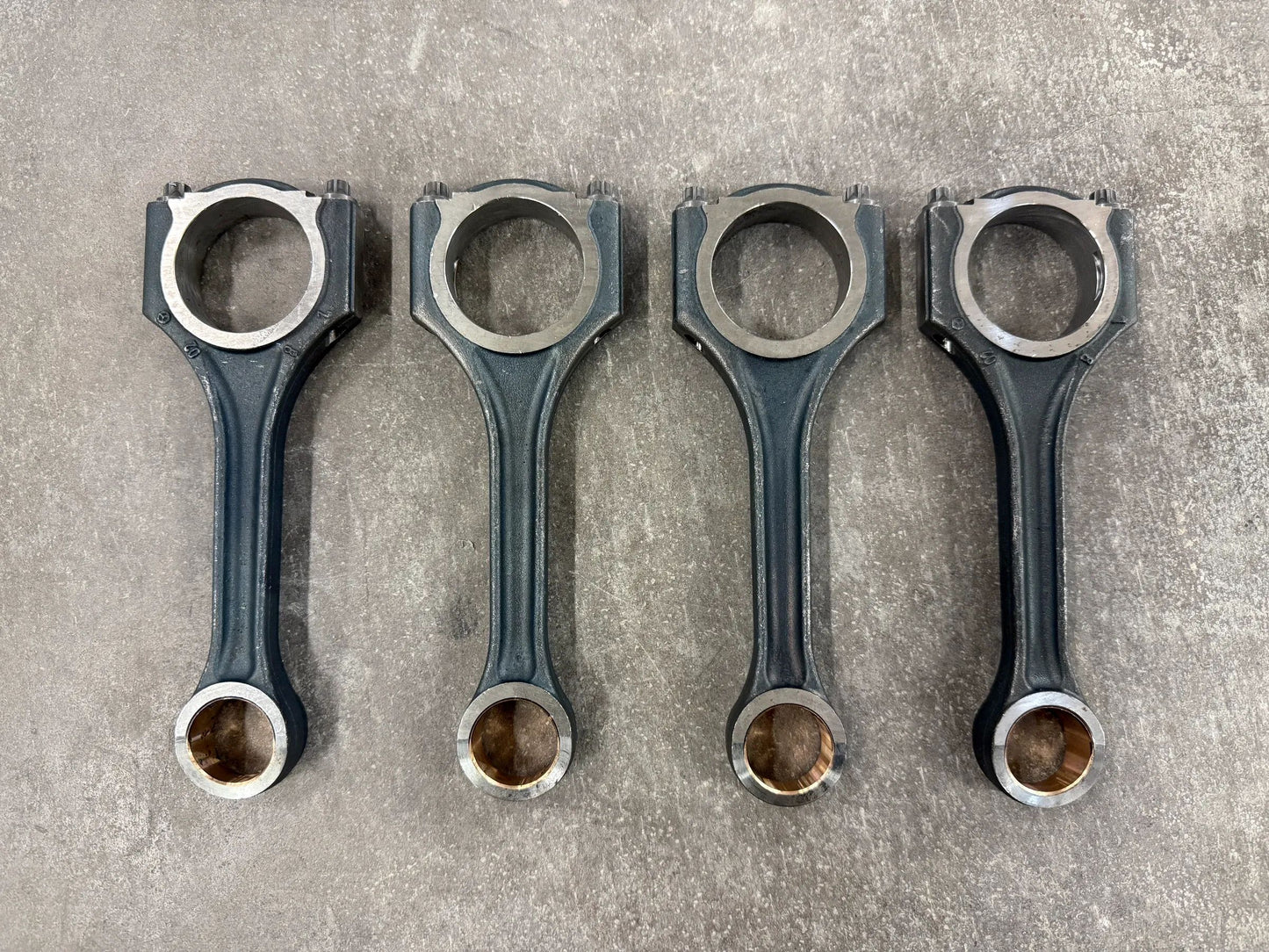 4 X Original Mercedes-Benz OM 654 Pleuelstange A6540305900 NEU