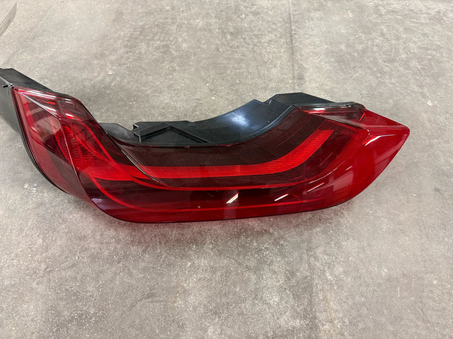 ORIGINAL BMW i12 i15 i8 Heckleuchte LED Seitenwand links 7310781 NEU
