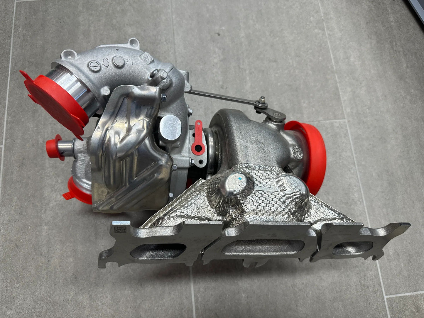 ORIGINAL Mercedes Benz Turbolader A2540905100 NEU