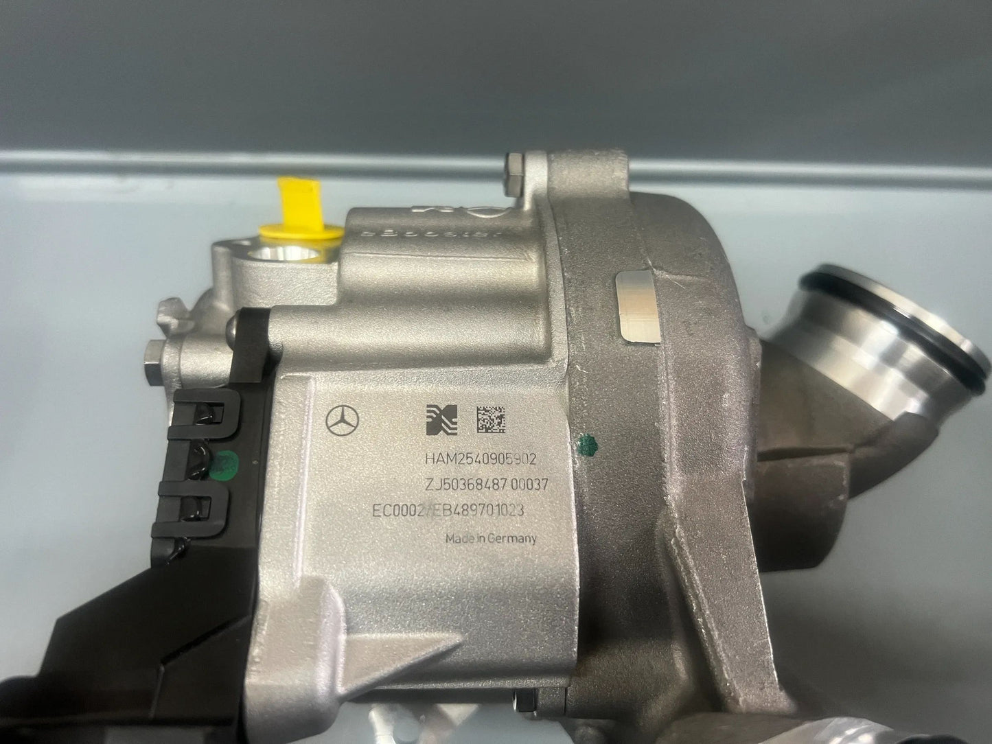 Original Mercedes-Benz Elektrischer Zusatzverdichter eBooster A2540905902 NEU