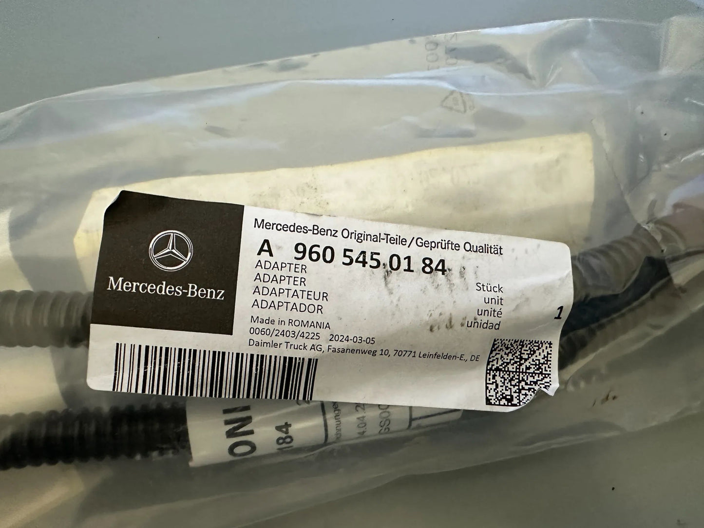 Original Mercedes-Benz Adapter A9605450184 NEU