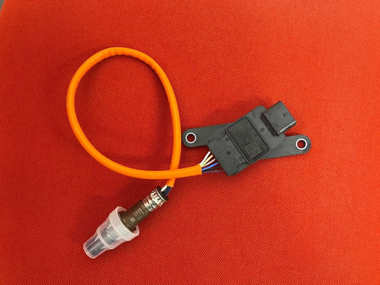 Original Mercedes Benz NOx Sensor A0009055813 NEU