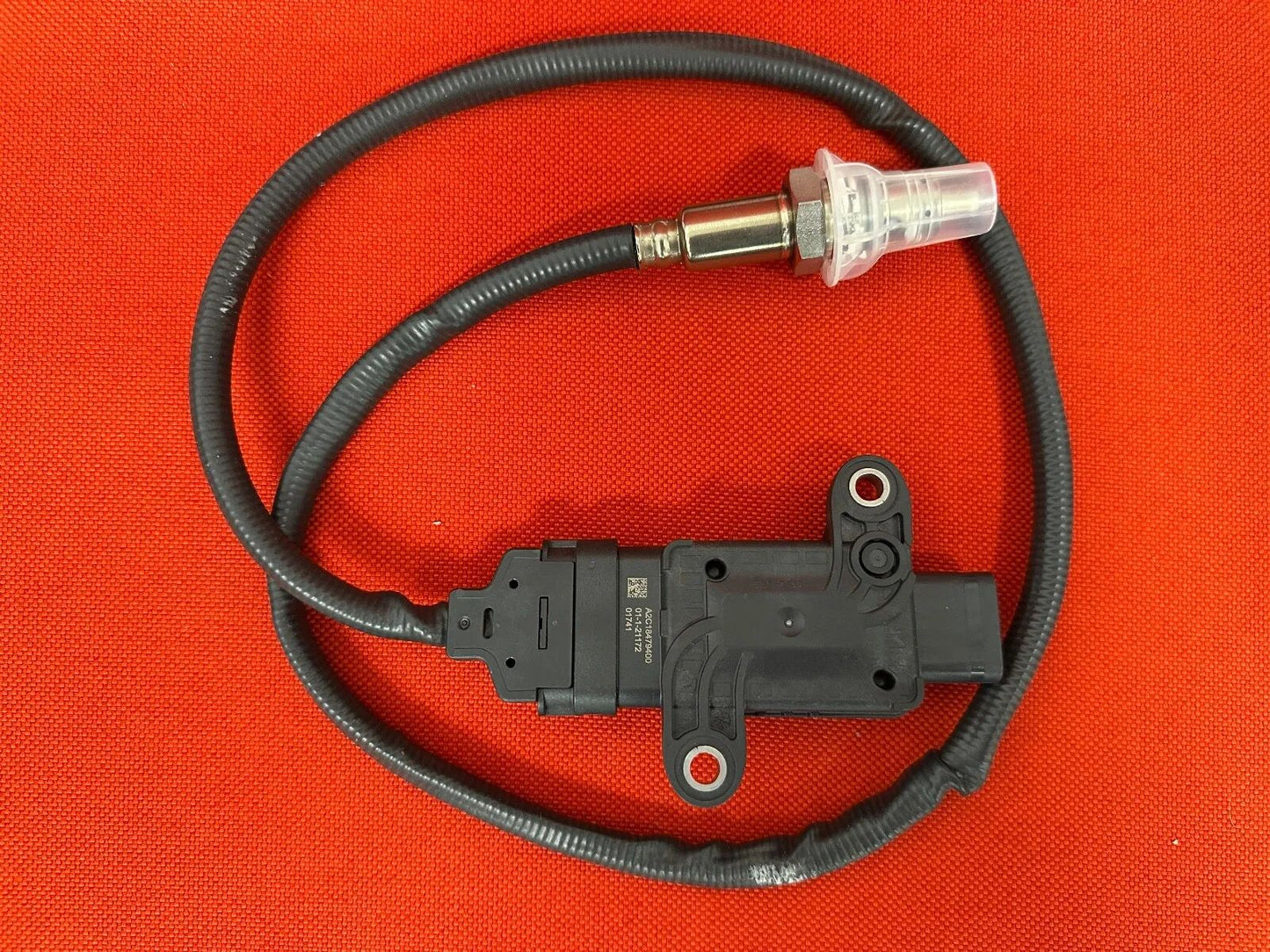 ORIGINAL Mercedes Benz NOX-SENSOR A0009051518 NEU