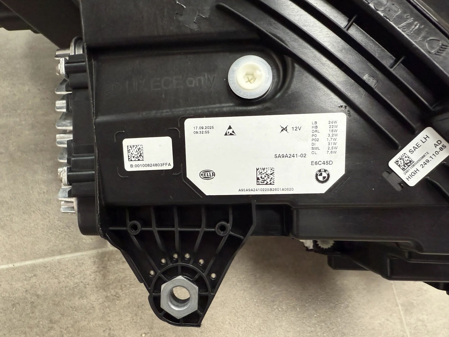 Original BMW X1 U11 LED-Scheinwerfer Links mit Steuergerät 5A9A241 NEU