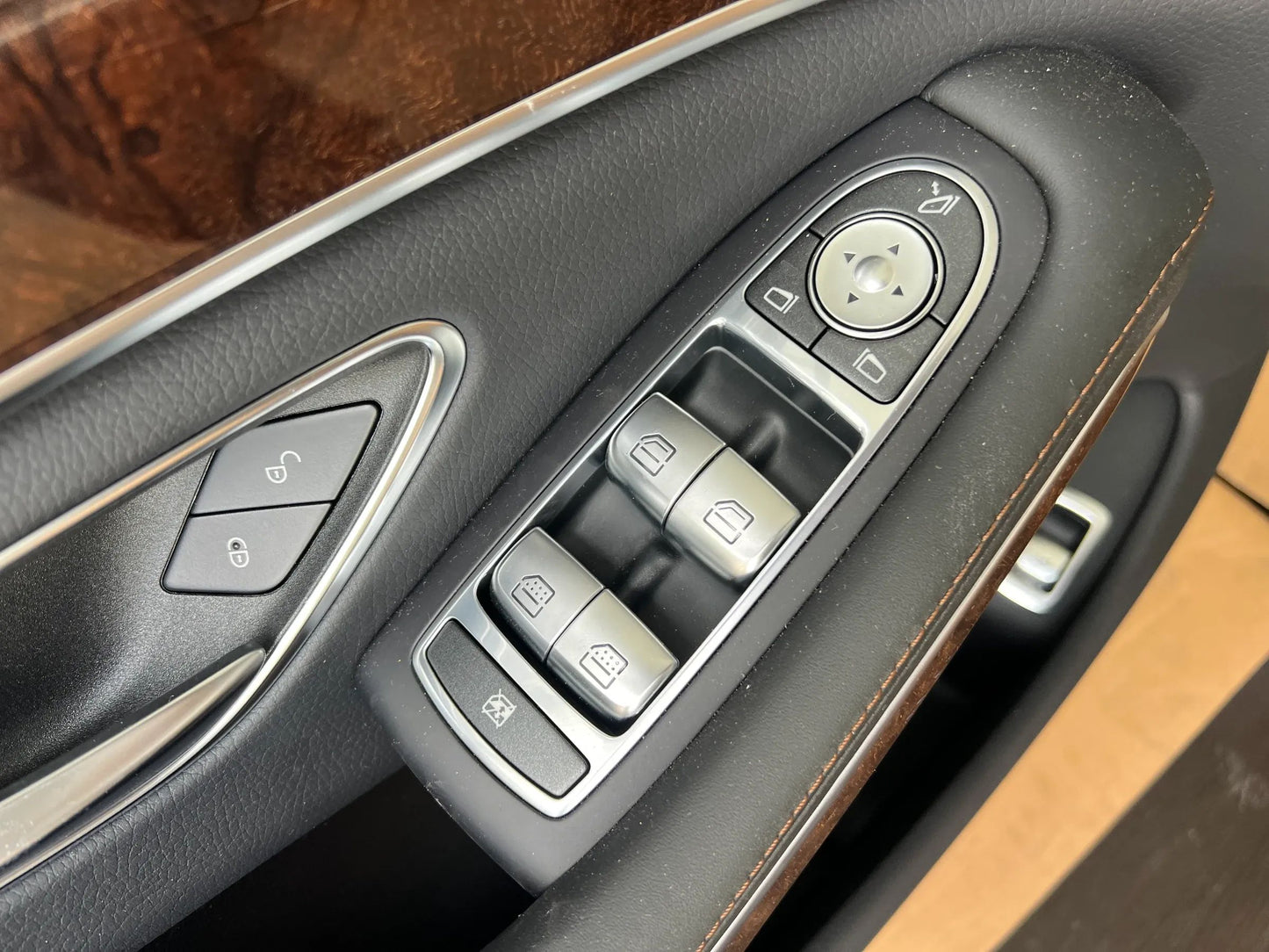 Original Mercedes-Benz S-KLASSE W222 TÜR VORNE LINKS 9197 OBSIDIANSCHWARZ NEU