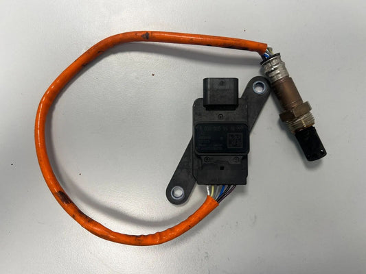 ORIGINAL Mercedes Benz NOx Sensor A0009059916 NEU
