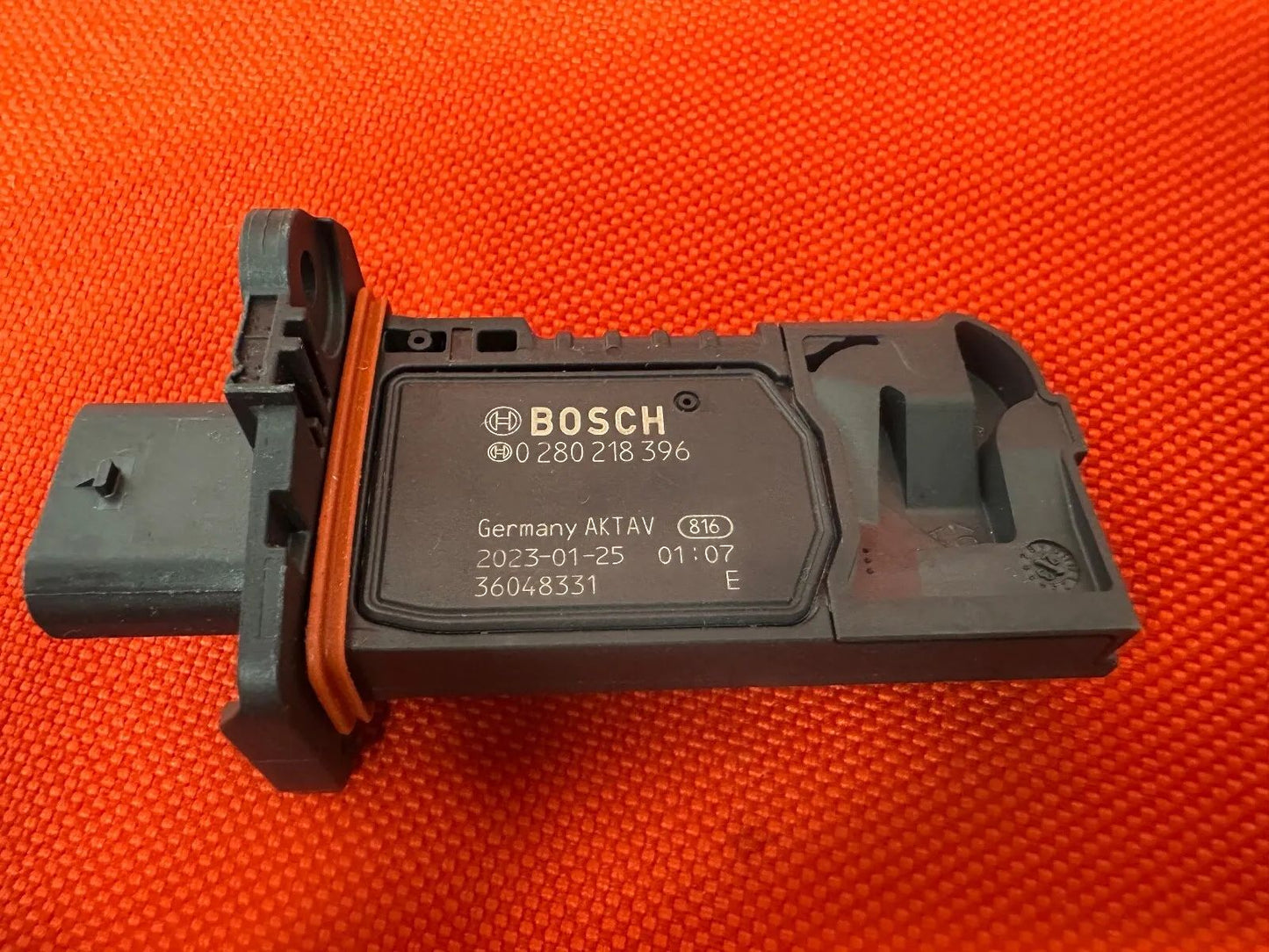 ORIGINAL BOSCH Luftmassenmesser 0280218396 NEU
