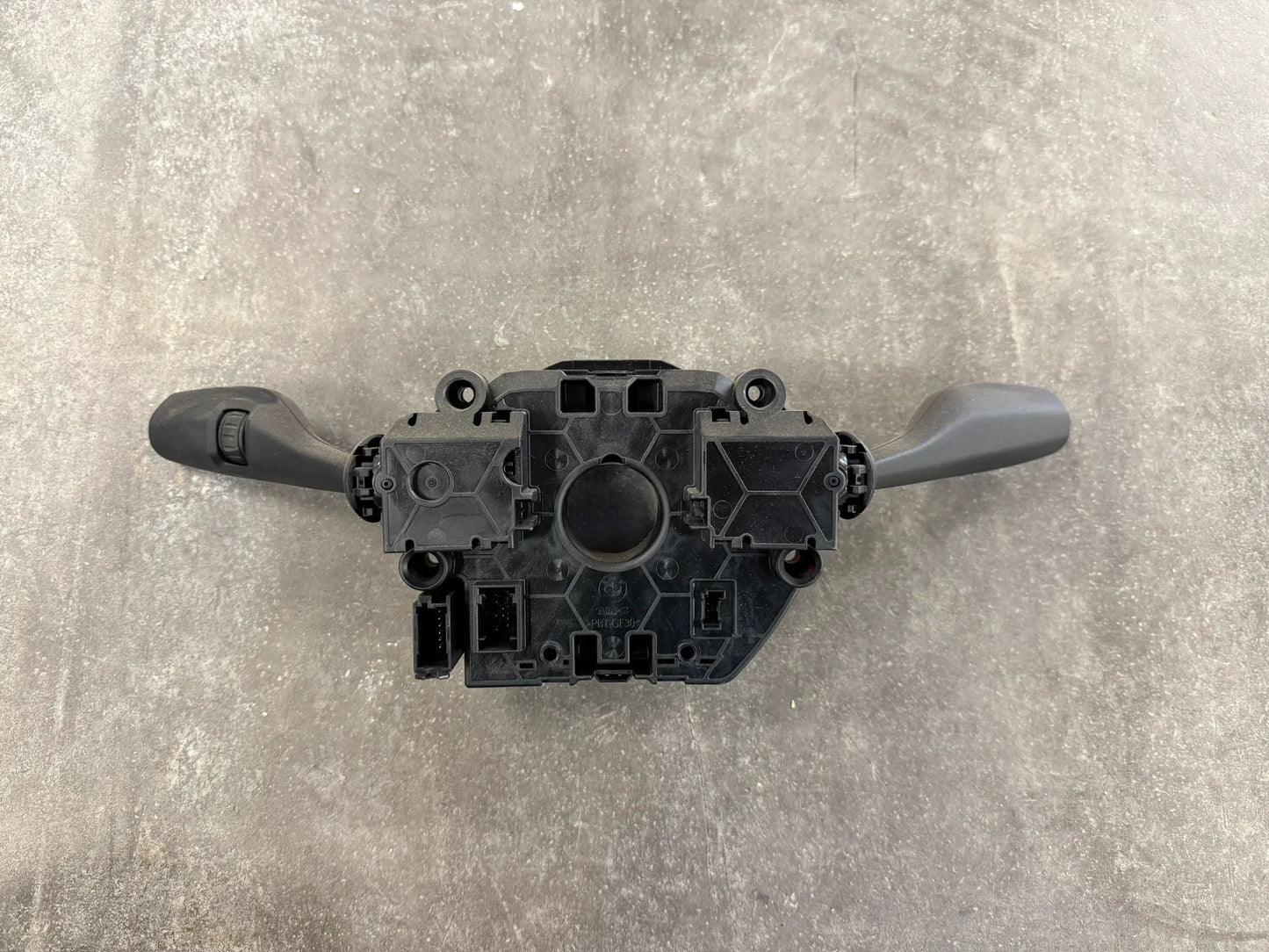 Original BMW Schaltzentrum Lenksäule 6833426 NEU