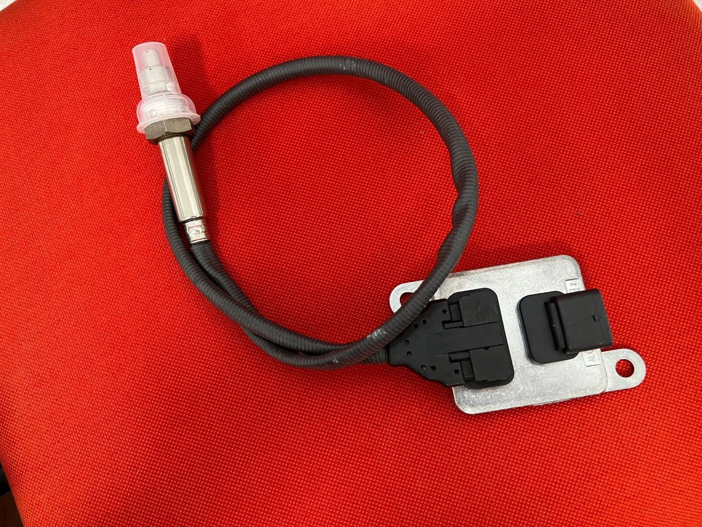 ORIGINAL Mercedes-Benz A0009055106 NOX-Sensor NEU