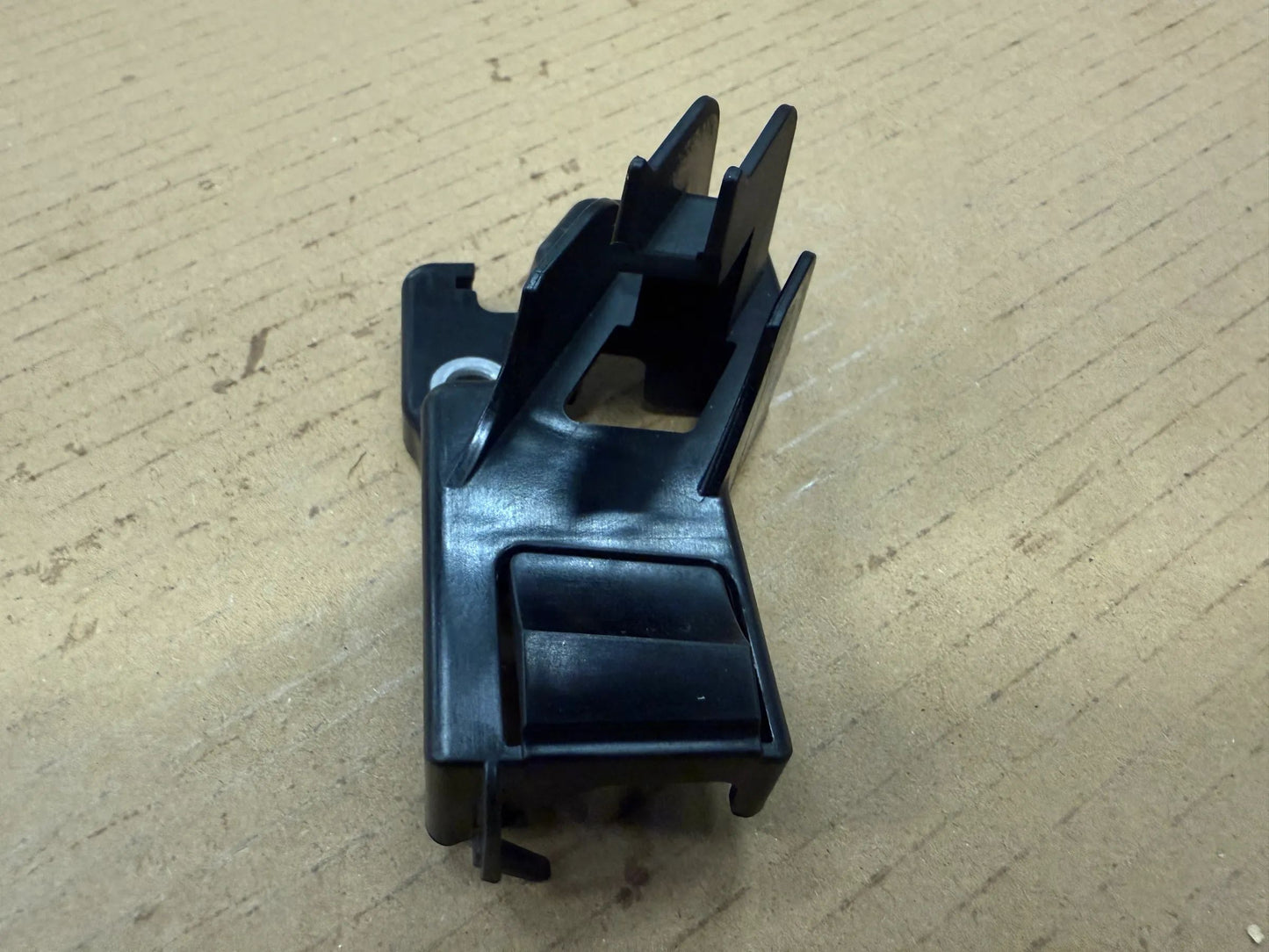 Original BMW Halter Absperrventil 8740695 11518740695 NEU