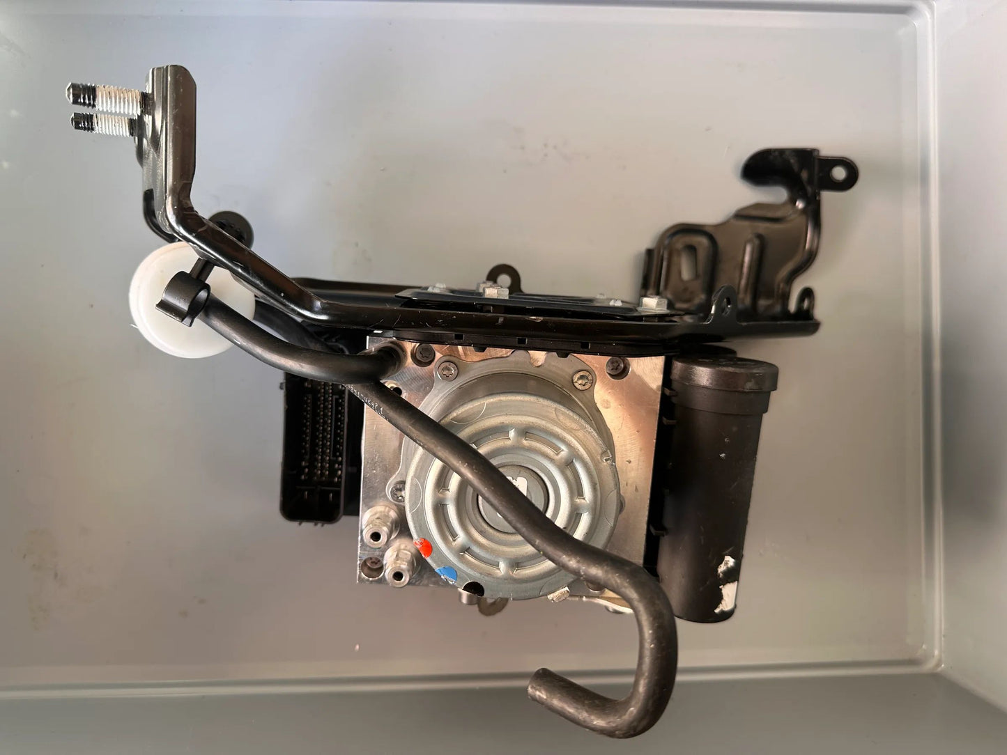 Original Mercedes-Benz C-Klasse W206 Kompressor Air Suspension A2069010708 NEU