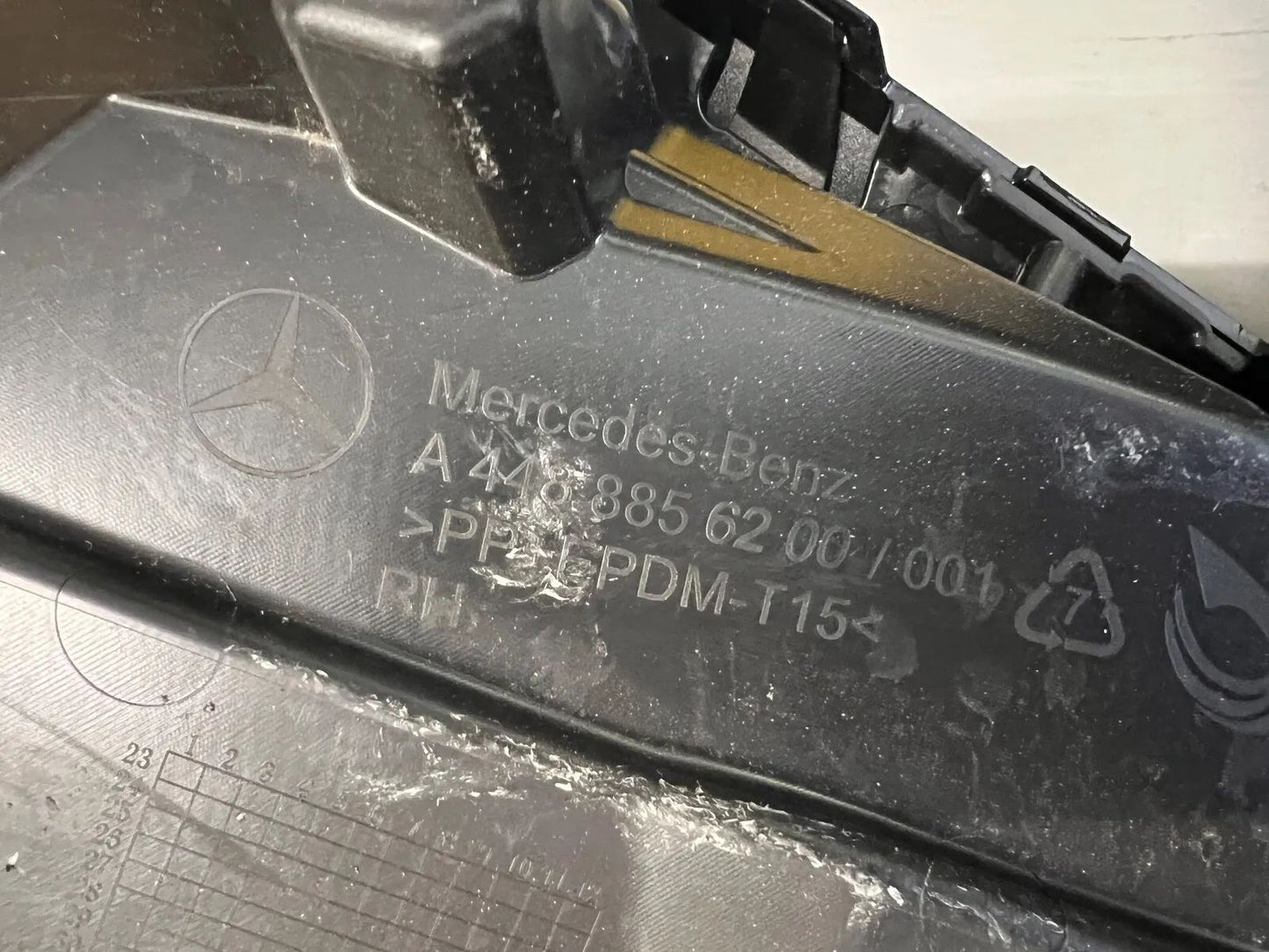 ORIGINAL Mercedes Benz V-Klasse FACELIFT NEW MODELL W447 Stoßstange vorne NEU