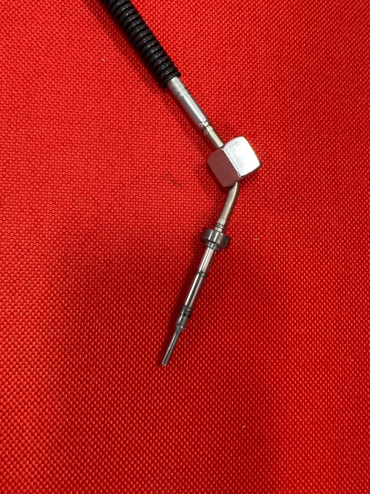ORIGINAL Mercedes Benz TEMPERATURSENSOR Abgastemperatur Sensor A0009059905 NEU