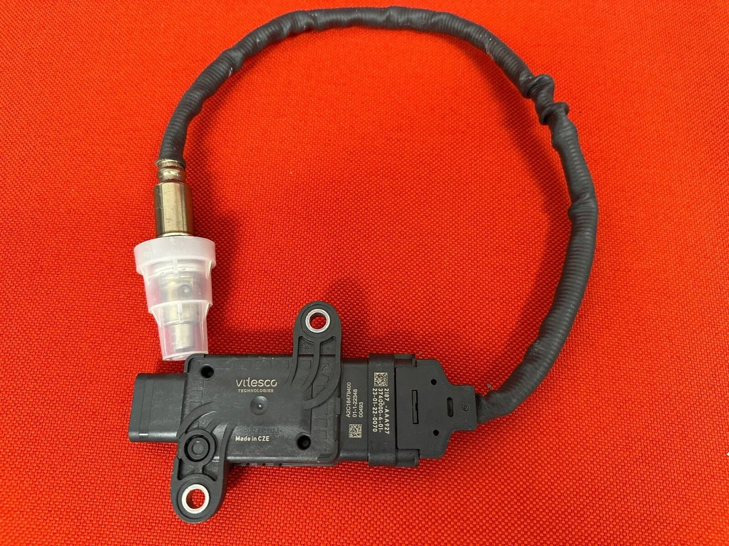 ORIGINAL Mercedes Benz NOX-SENSOR A0009050919 NEU