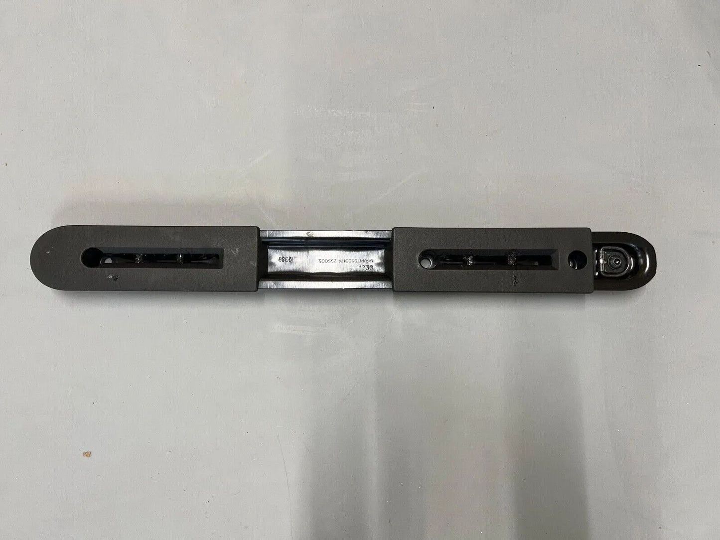 ORIGINAL Mercedes Benz W447 Vito Sitzschiene A4479500174