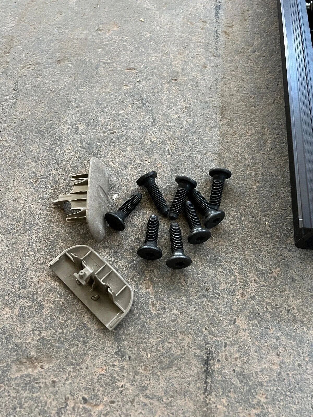 8XORIGINAL Mercedes-Benz W447/W448 V-Klasse/Vito Sitzschiene 2.470mm A4479505495