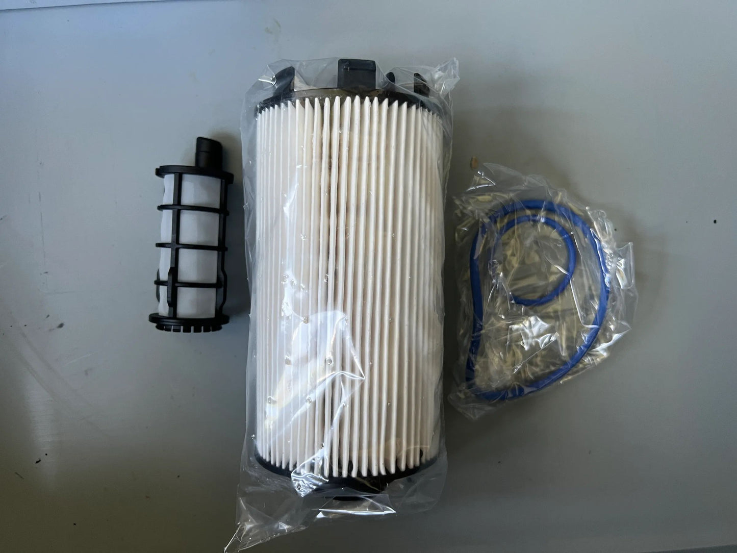 Mercedes-Benz Kraftstofffilter Vorfilter Hauptfilter Antos Atego neu A9360903655