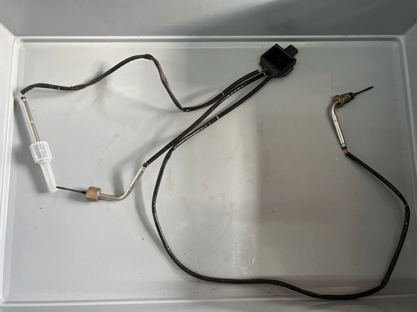 Original Mercedes Benz Temperatursensor A0009051613 NEU
