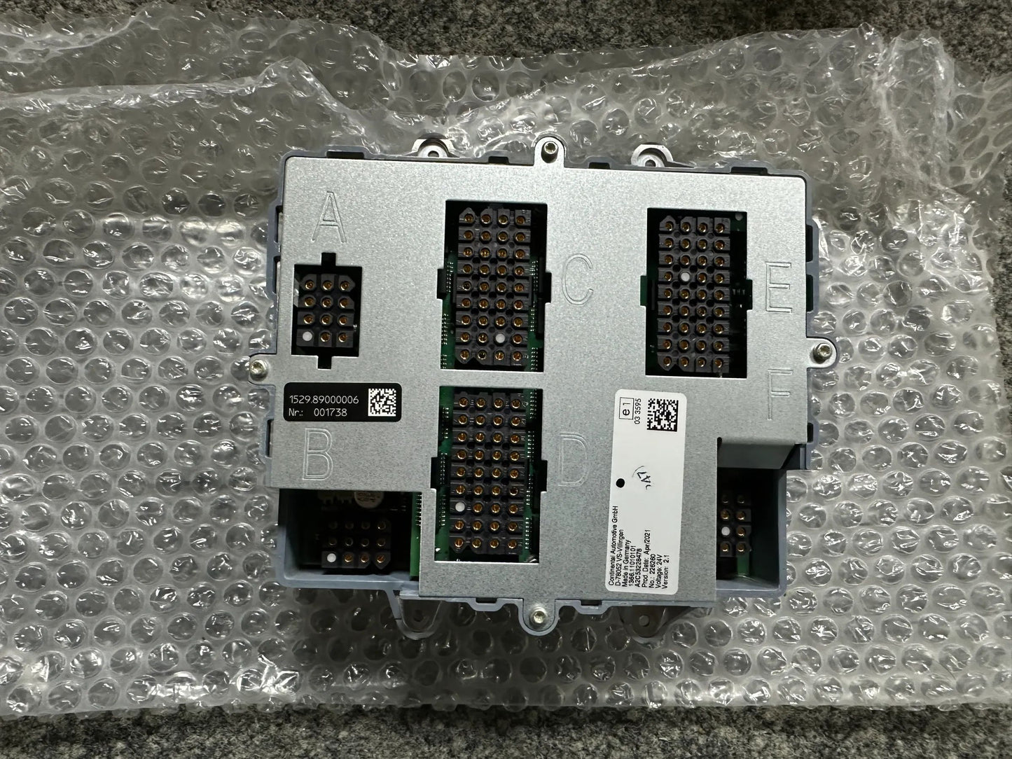 Original IVECO Steuergerät Electronic Control Unit 503132946 0000503132946 NEU