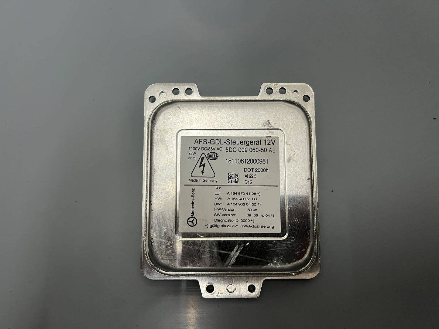 Original Mercedes-Benz Steuergerät Leuchtweitenregelung links A1648704126 NEU