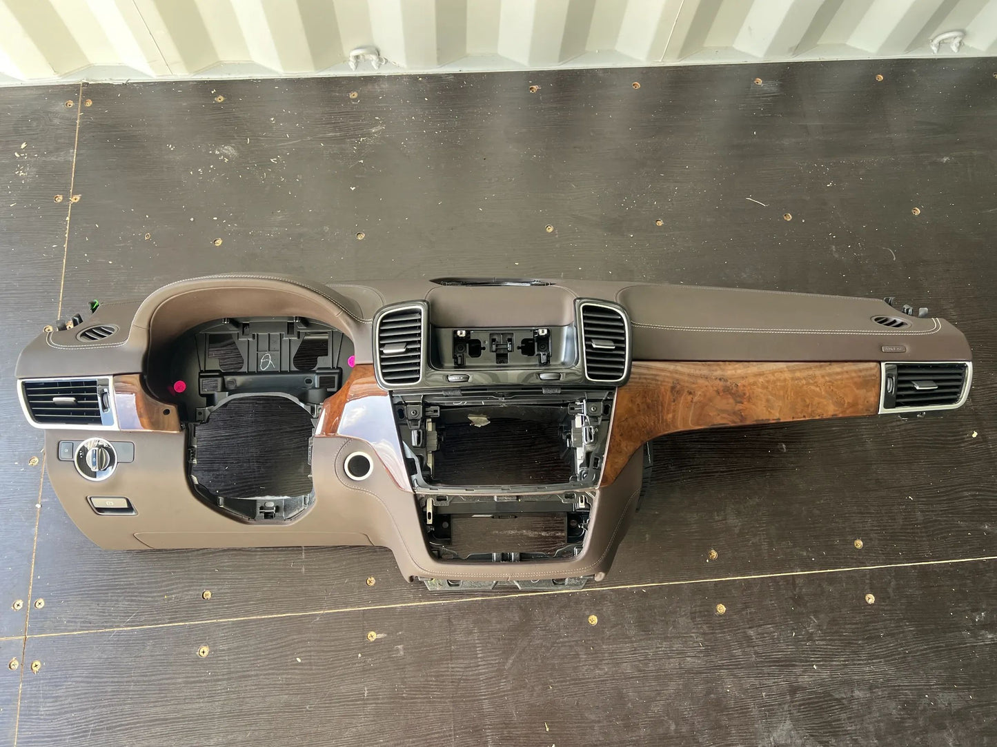 ORIGINAL MERCEDES BENZ ML/GLE W166 ARMATURENBRETT / COCKPIT NEU
