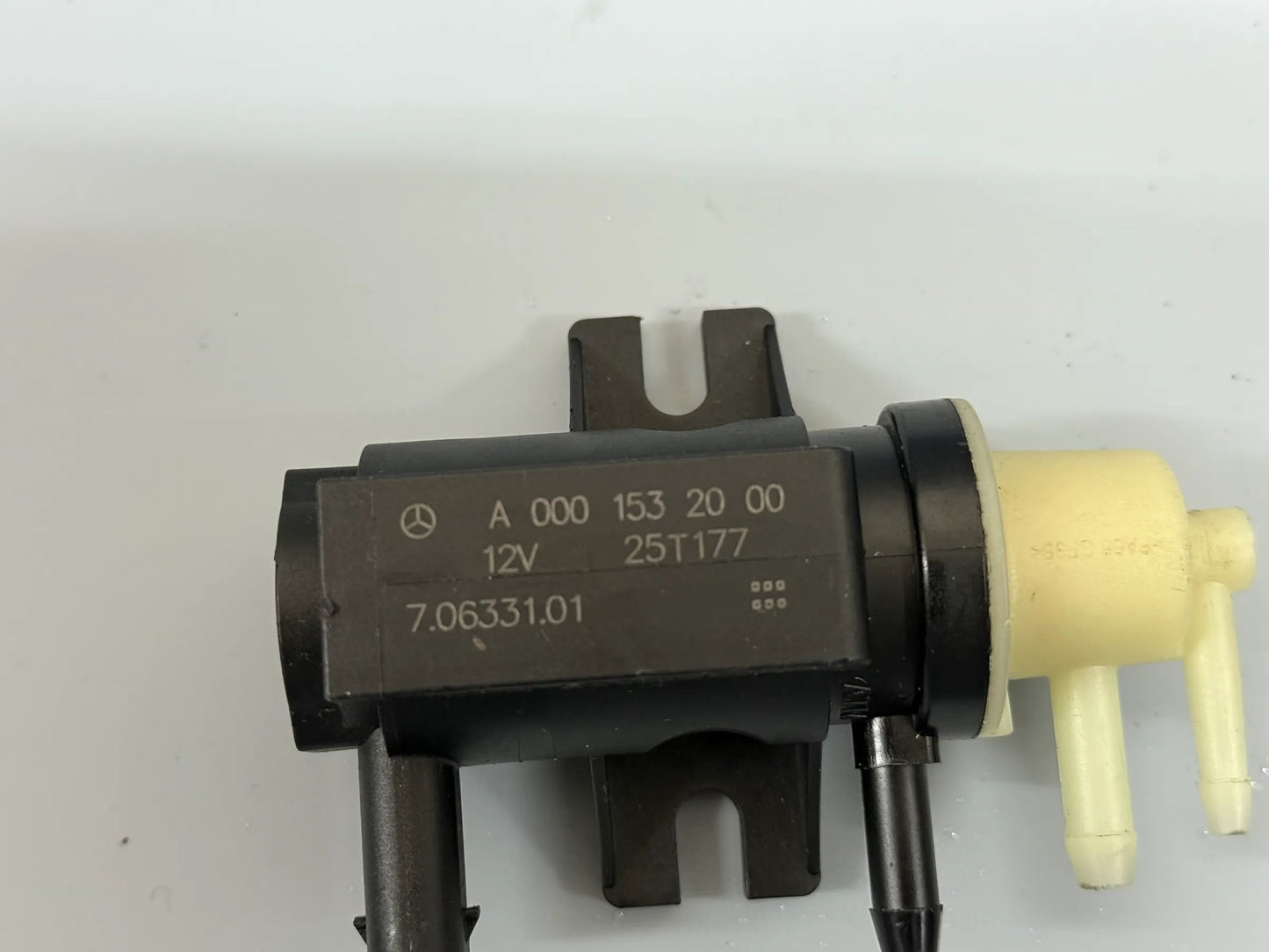 Original Mercedes Benz 654/656 Druckwandler A0001532000 NEU