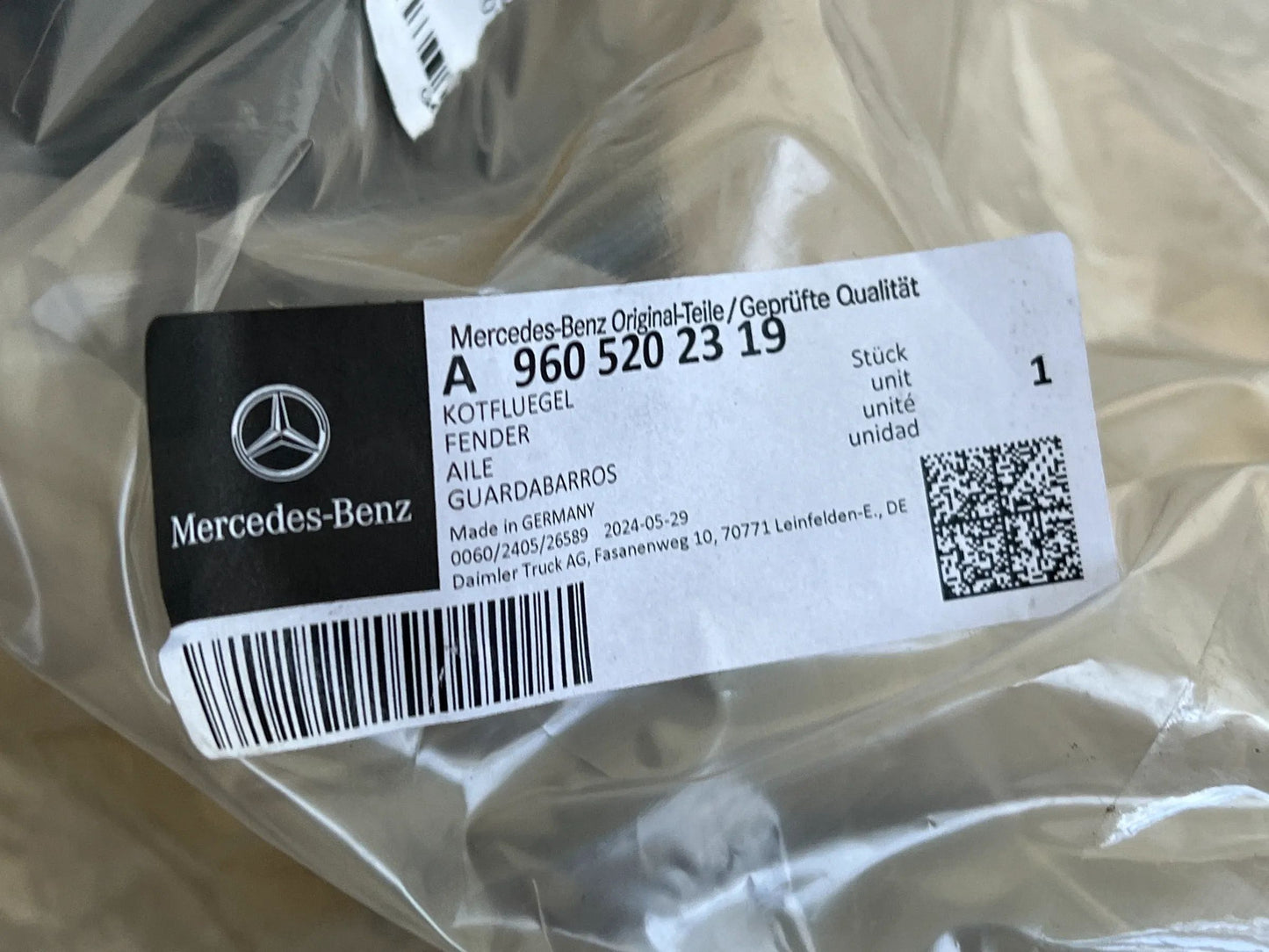 Original Mercedes-Benz Kotflügel A9605202319 NEU