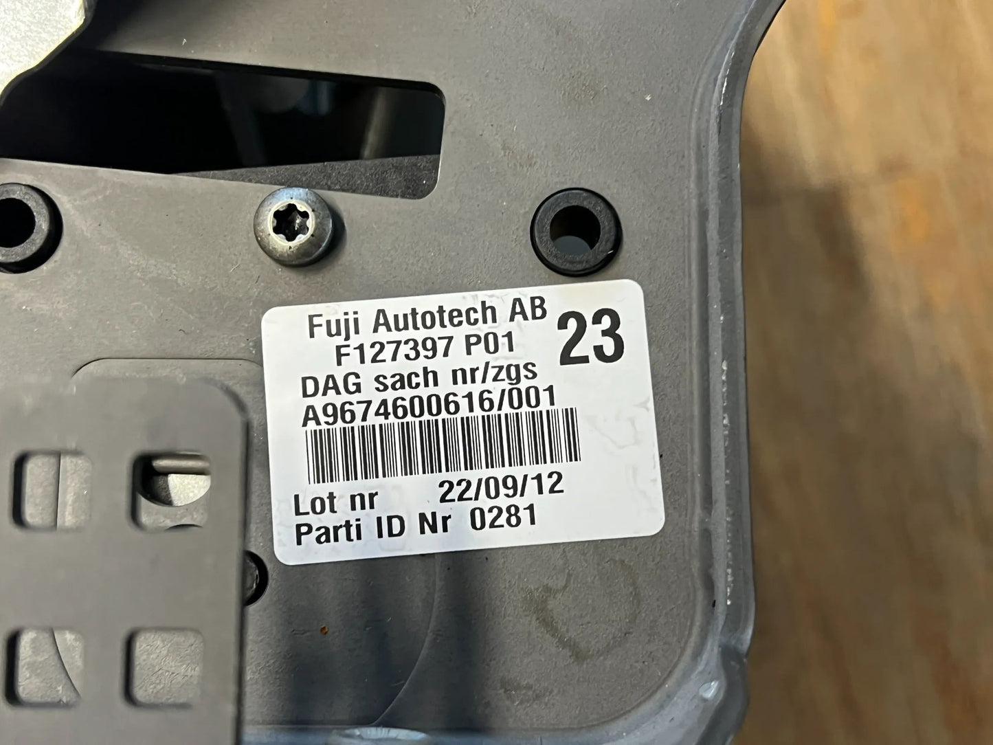 Original Mercedes-Benz Lenksäule A9674600616 NEU