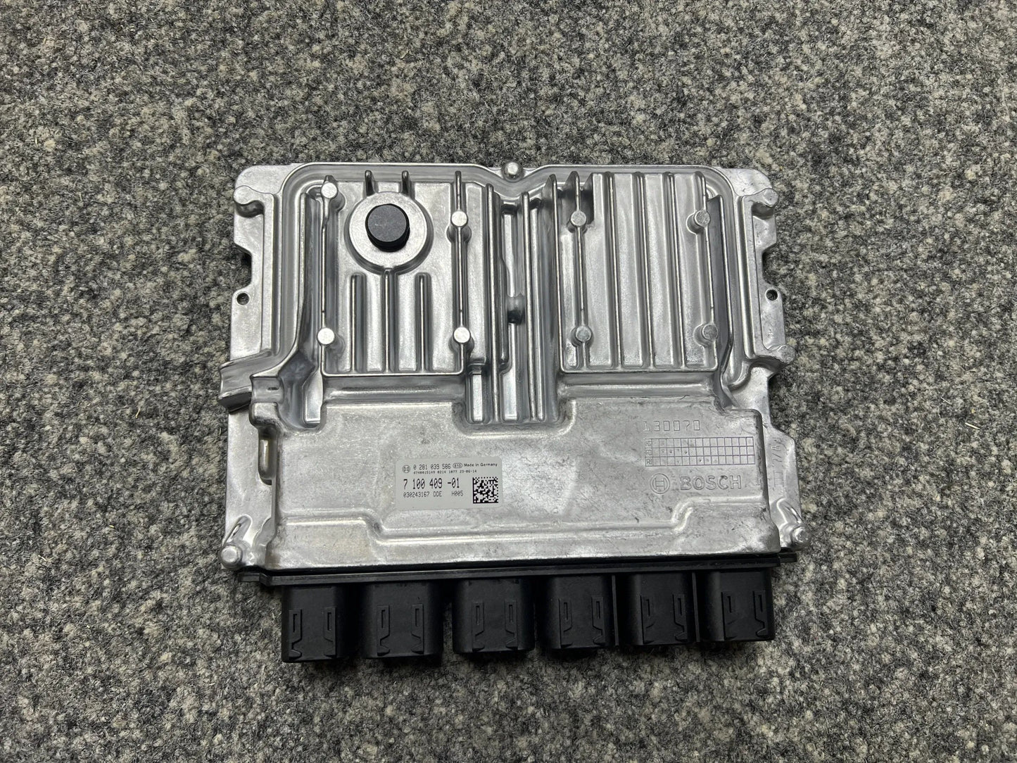 Original BMW 3er G20/G21 Motorsteuergerät 13617100409 7100409 NEU