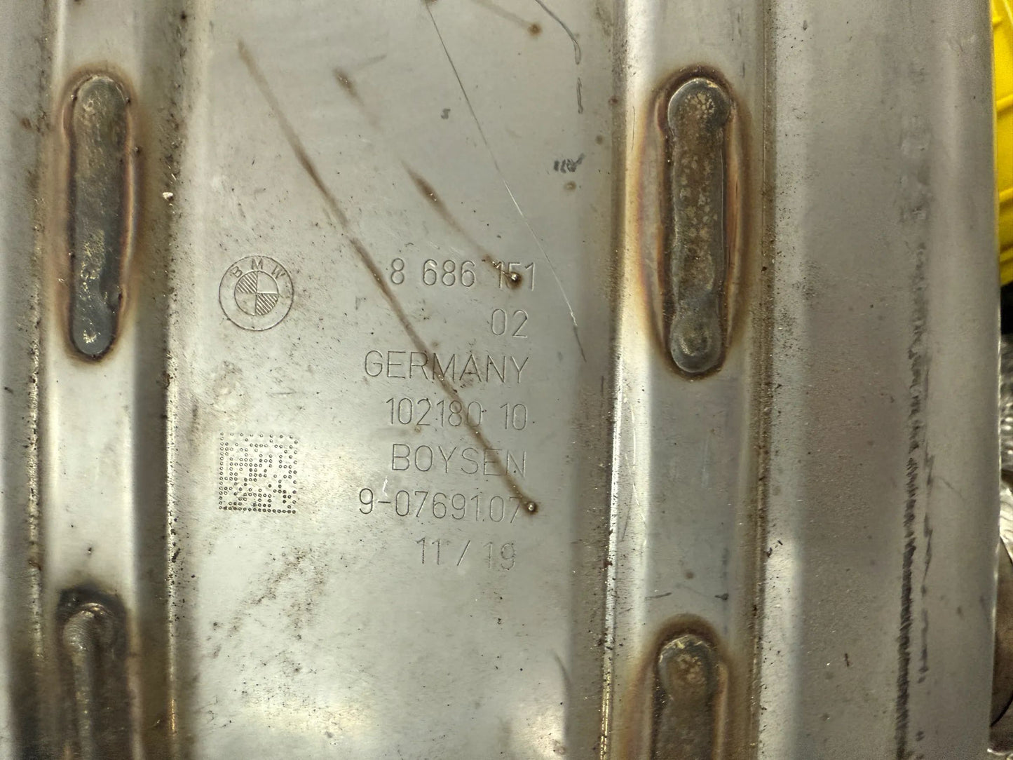 Original BMW i15 i8 Abgasanlage Auspuffanlage 8686149 NEU