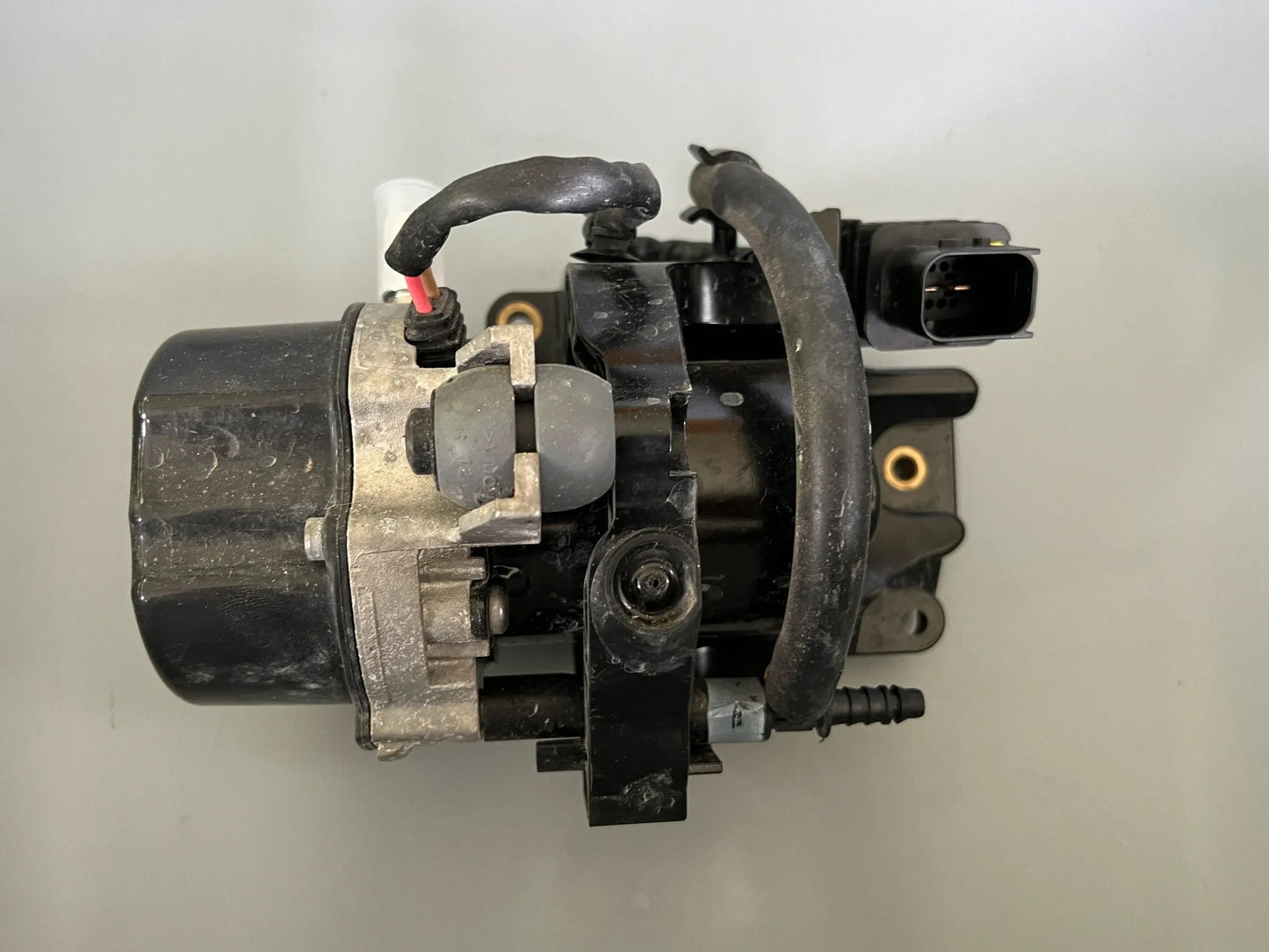 Mercedes-Benz Unterdruckpumpe Vakuumpumpe A0004302300 NEU