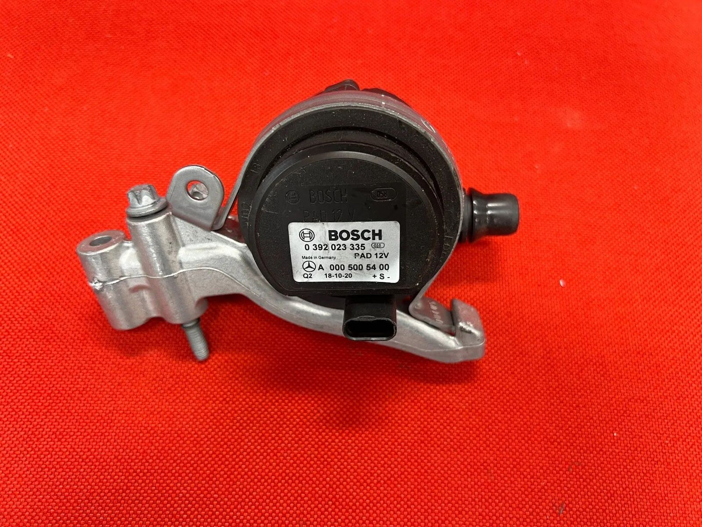 MERCEDES BENZ Zusatzwasserpumpe Wasserpumpe W213 T-Modell E-Klasse A0005005400