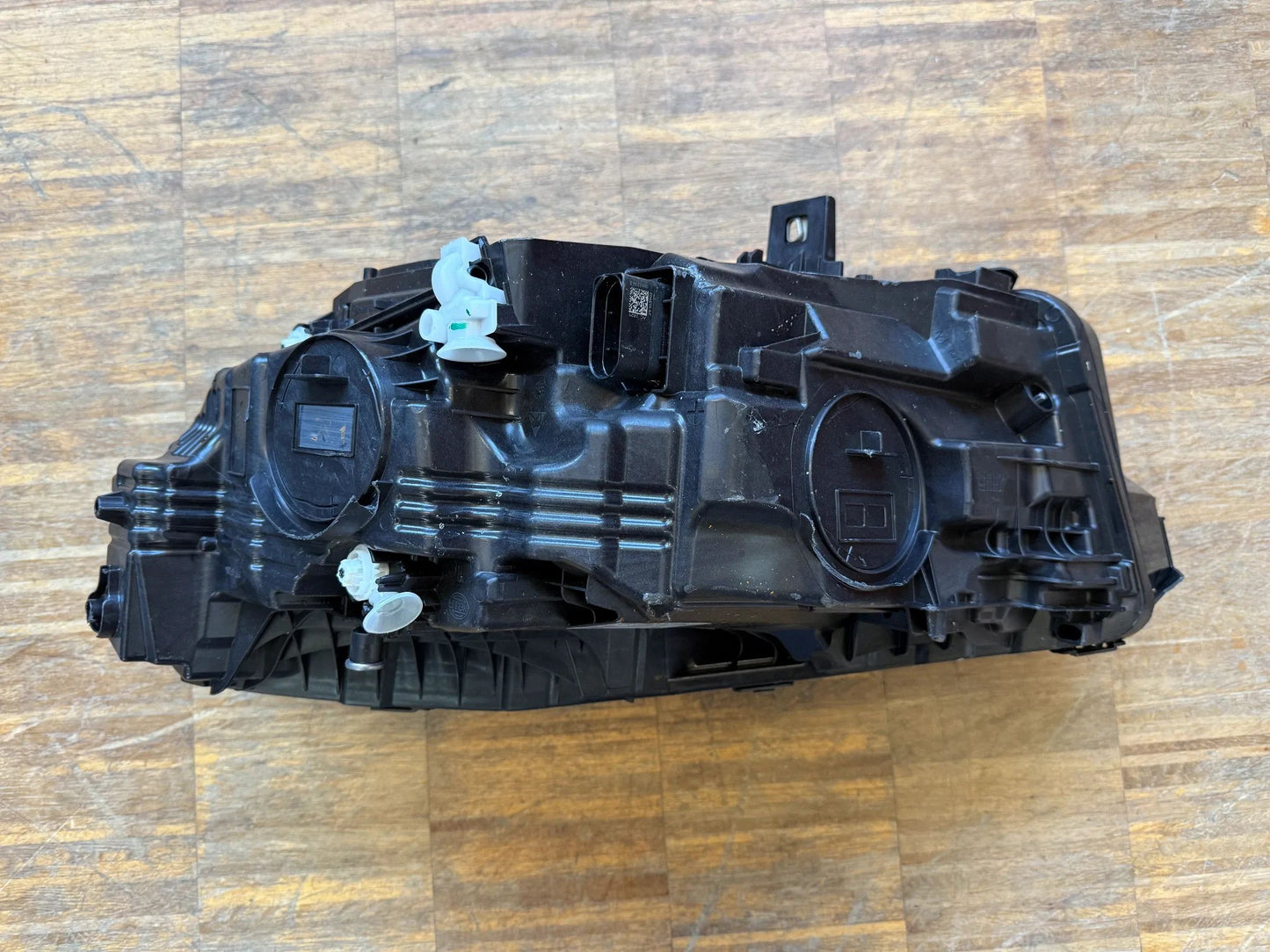 Original Mercedes-Benz W247/X247 Scheinwerfer A2479064204
