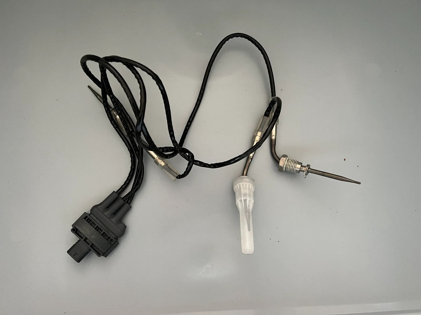 Original Mercedes-Benz Temperatursensor A0009054823 NEU