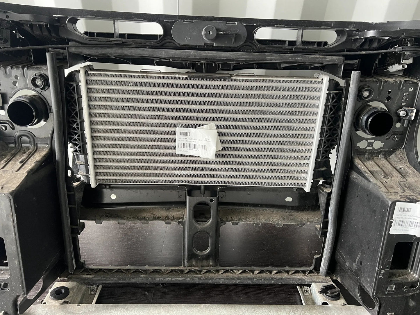 Mercedes-Benz ML/GL/GLE W166 X166 Scheinwerferträger / Querträger/ Ladeluftkühle