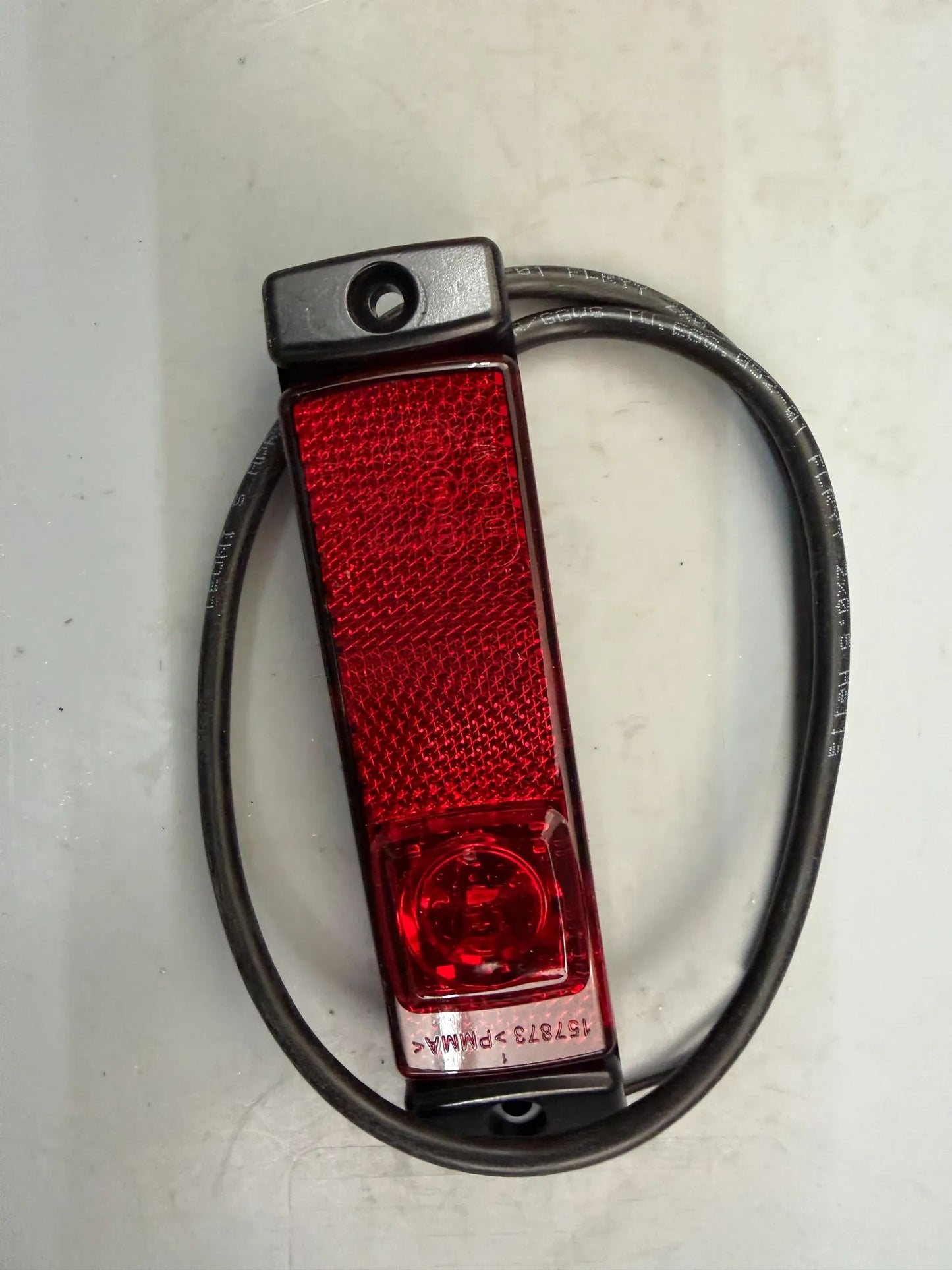 Original Hella Begrenzungsleuchte 2TM 008 645-951 NEU