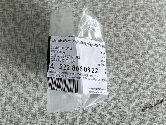 Original Mercedes-Benz W167/213/222/463 Gurtführung Links hinten A2228680822 NEU