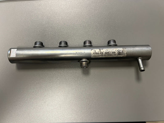 ORIGINAL Mercedes Benz OM654 Verteilerrohr Kraftstoffverteiler A6540700095