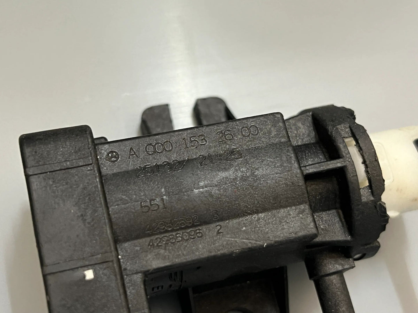 Original Mercedes-Benz Druckwandler Ladedrucksteller  A0001532600 NEU