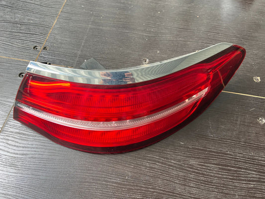 ORIGINAL MERCEDES BENZ GLE COUPÉ W166 HECKLEUCHTE /RÜCKLEUCHTE RECHTS