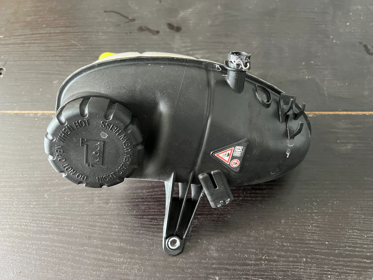 ORIGINAL Mercedes Benz S-Klasse W222 Ausgleichbehälter A2225000949
