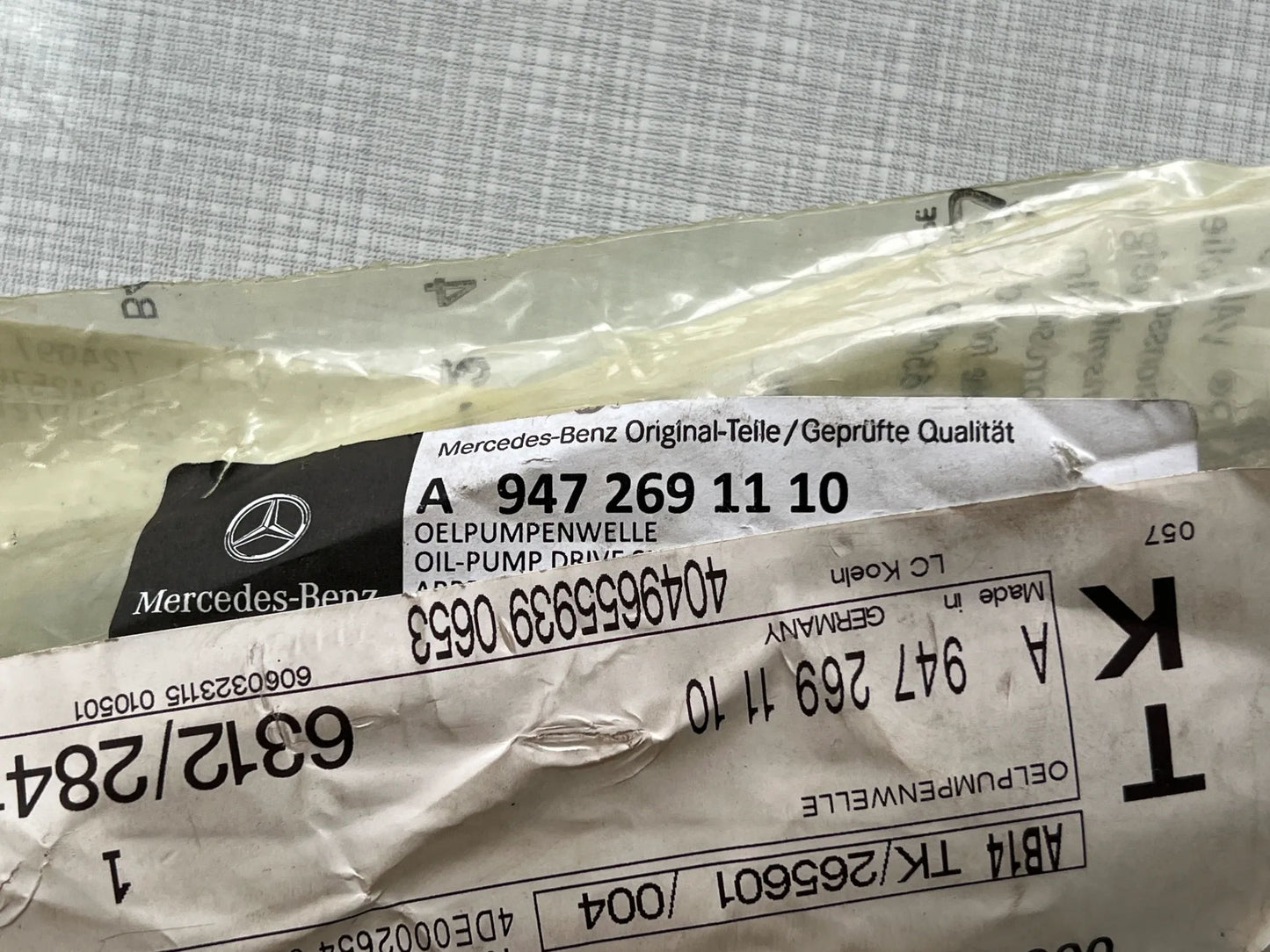 Mercedes Benz 9-Gang Getriebe 715 Ölpumpenwelle Welle Ölpumpe A9472691110 NEU