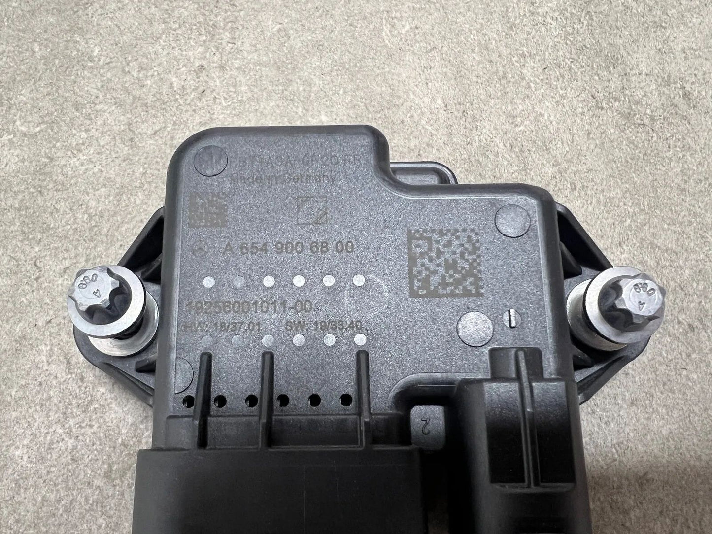 Mercedes OM654 Vorglührelais Glühkerze Relais Steuergerät A6549006800 NEU