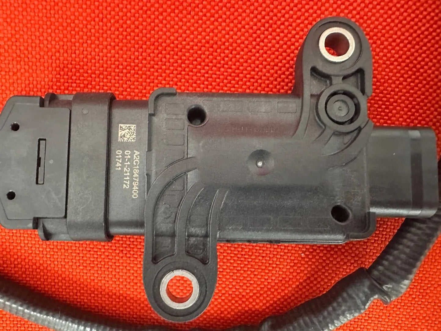 ORIGINAL Mercedes Benz NOX-SENSOR A0009051518 NEU