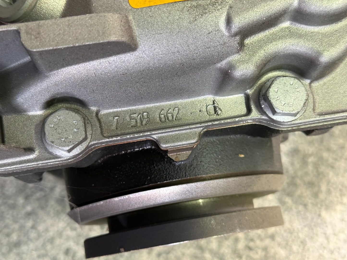 ORIGINAL BMW Hinterachsgetriebe 7542507 33107542507 NEU