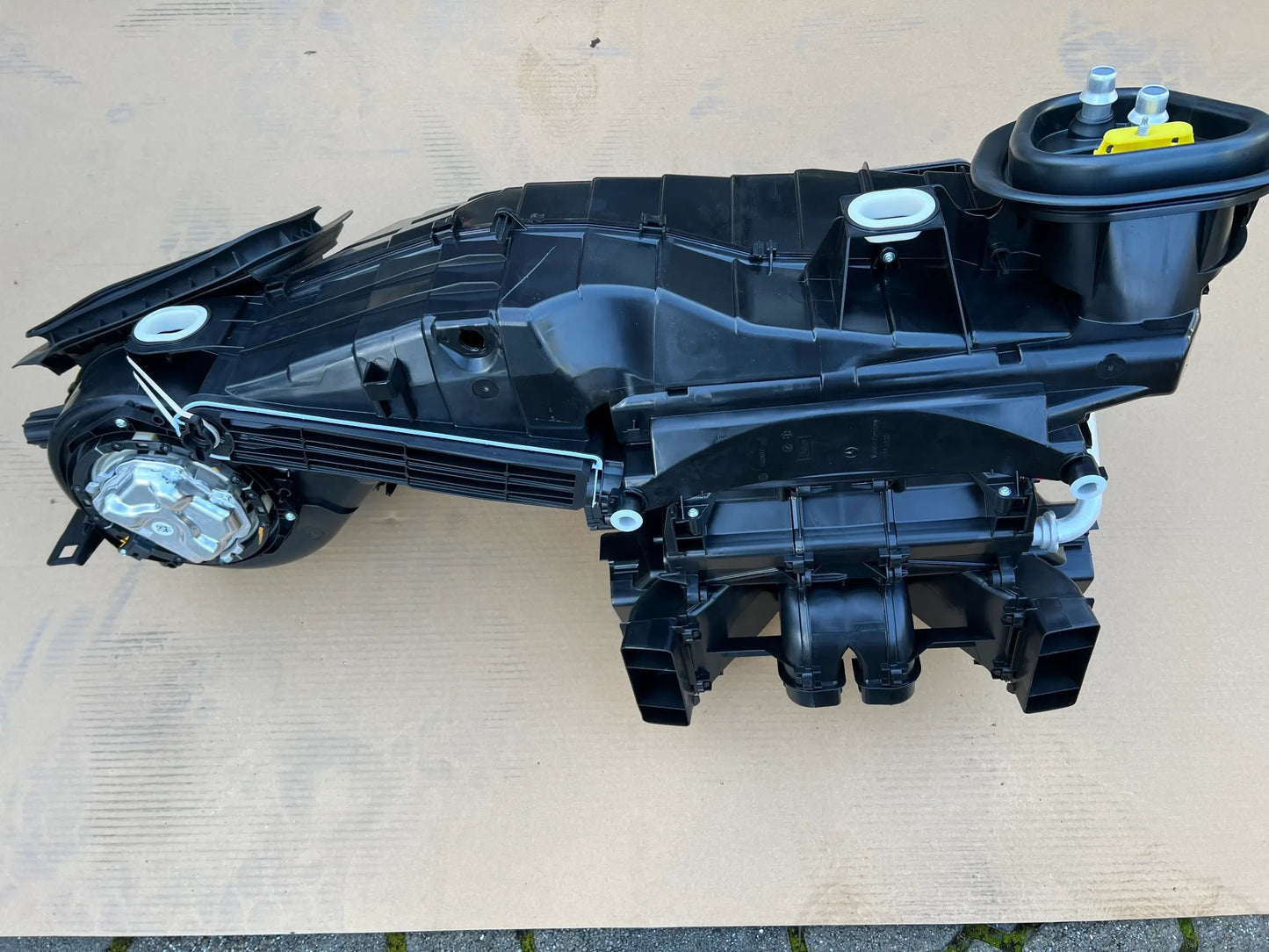 ORIGINAL MERCEDES-BENZ CLE A236/C236 HEIZUNGSKASTEN A2368306400 + A2369069500 NE