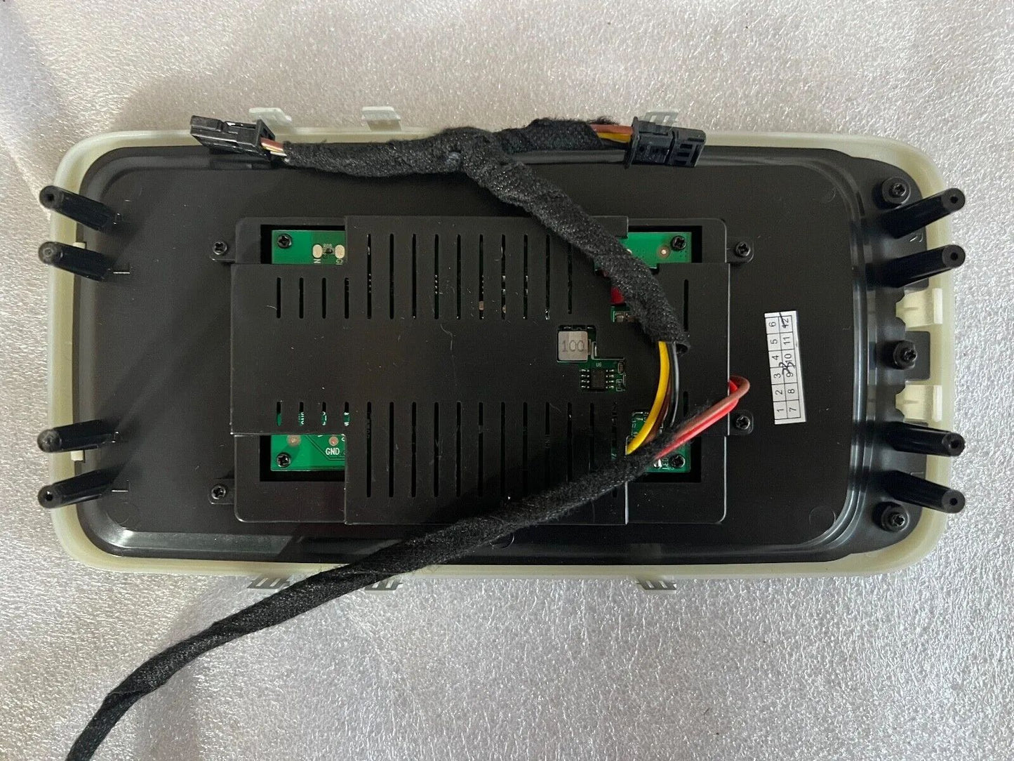 ORIGINAL Mercedes Benz W447/W448 V-Klasse/Vito Wireless Charging für den LUXSitz