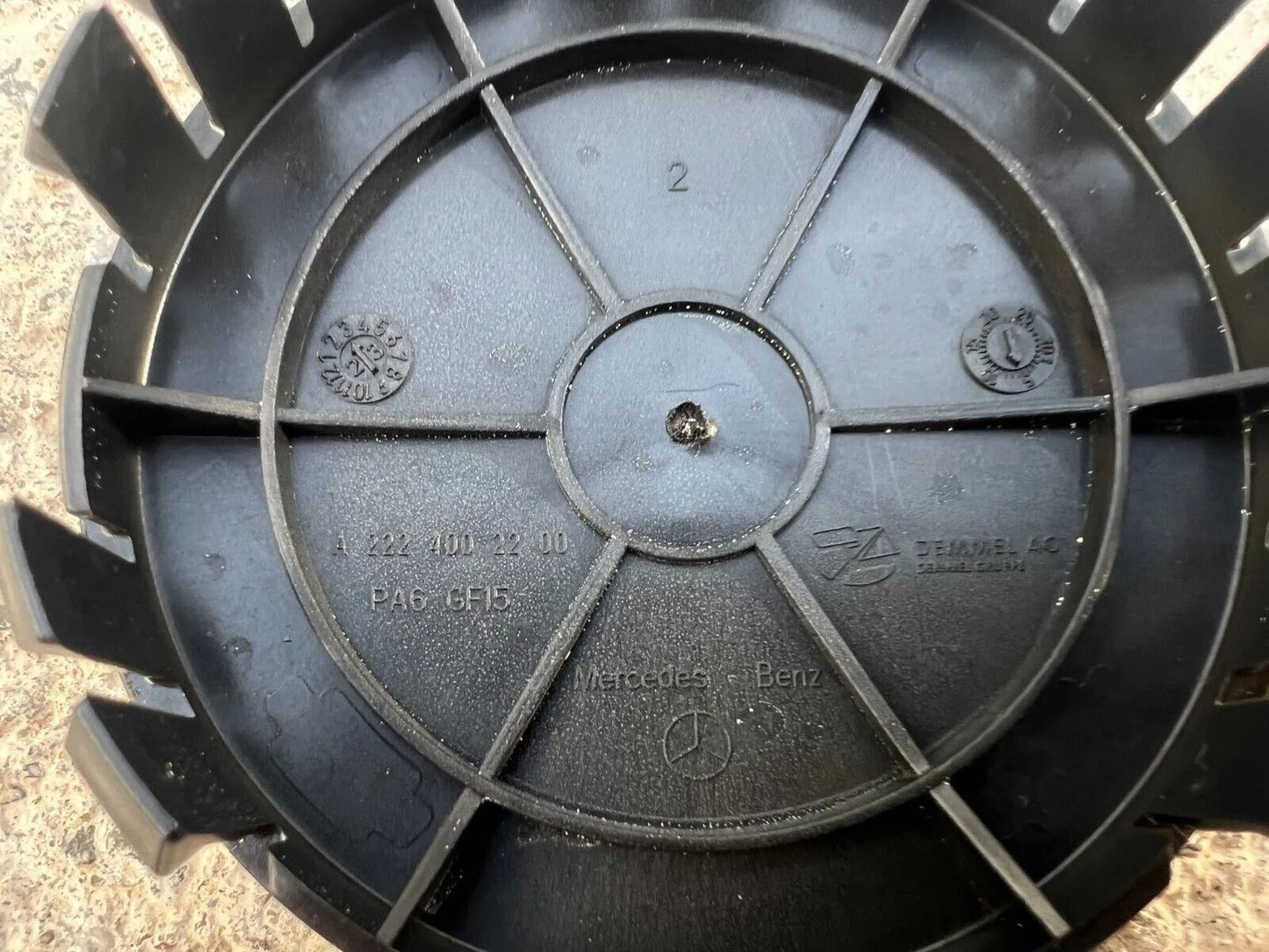 ORIGINAL Mercedes-Benz Radnabenabdeckung A2224002200 75 mm NEU